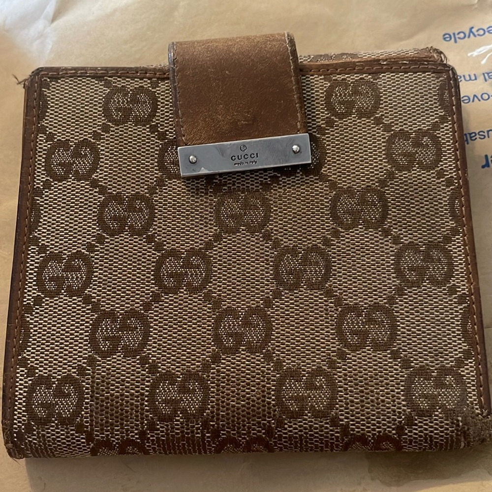 GUCCI WALLET